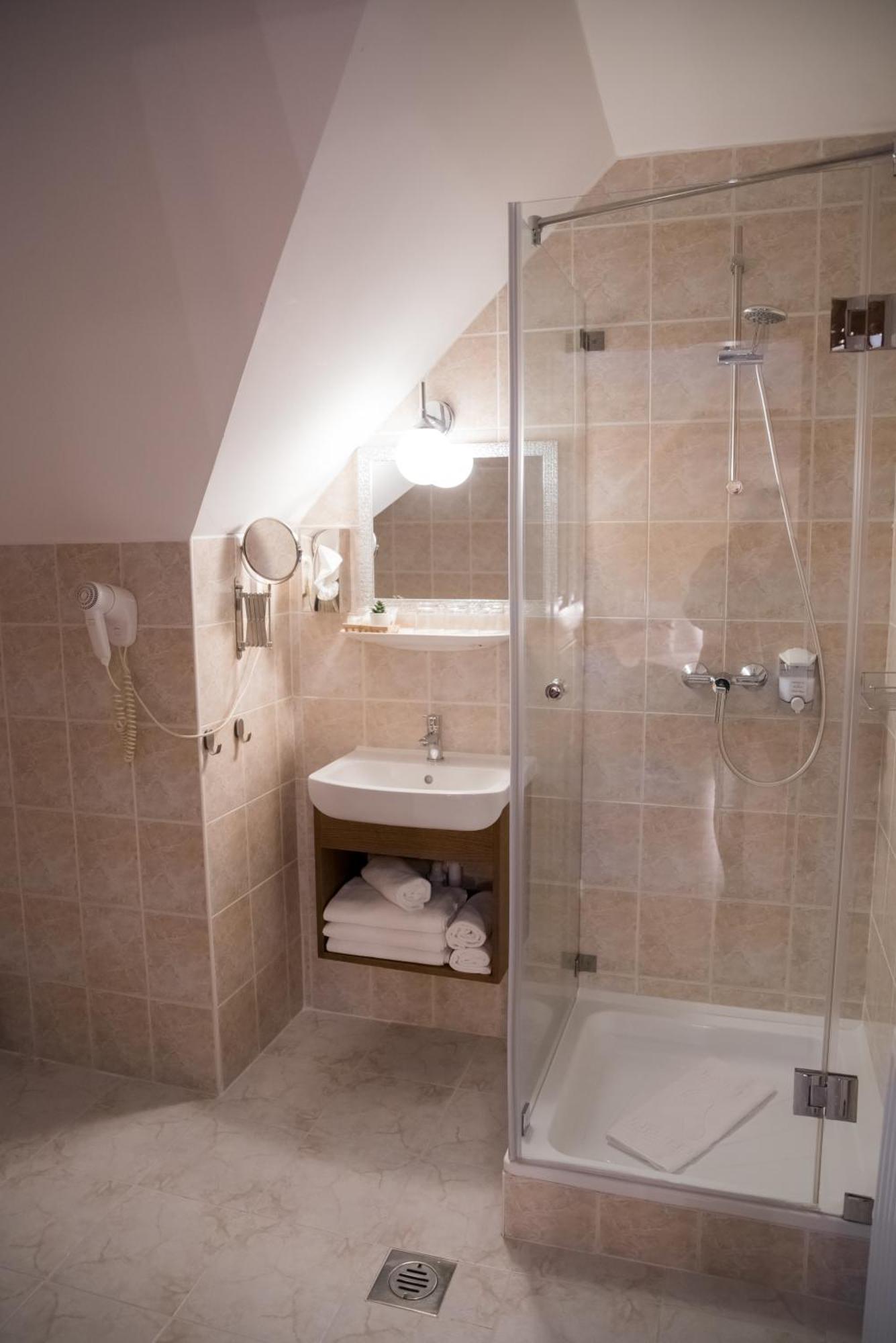 Vinum Hotel Kiskoros Εξωτερικό φωτογραφία